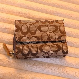 Womens coach style wallet